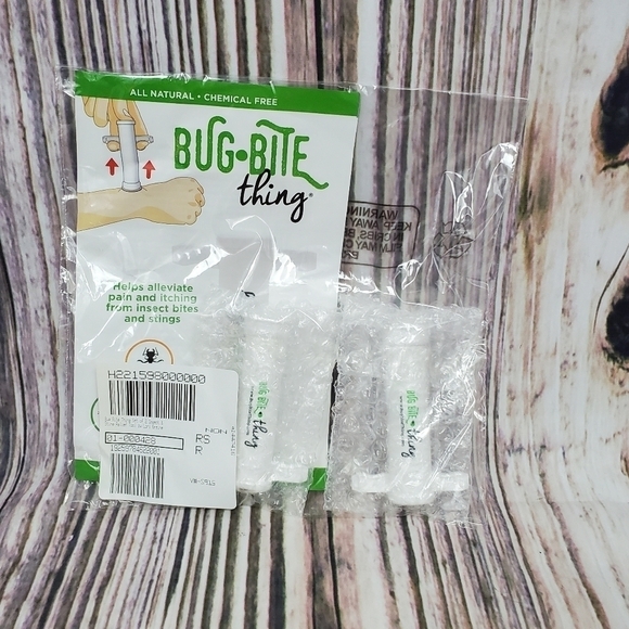 Bug Bite Thing Set Of 2 Insect Sting Relief Tool New Reusable - Picture 8 of 9
